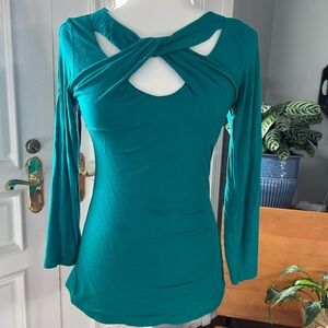 INC International Concepts Emerald Green Twist Front Long Sleeve Top